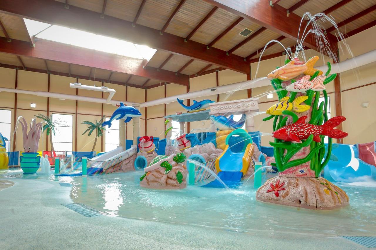 Grand Marquis Waterpark Hotel & Suites Lake Delton Exterior foto